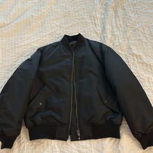 Uniqlo bomber jacket (small)